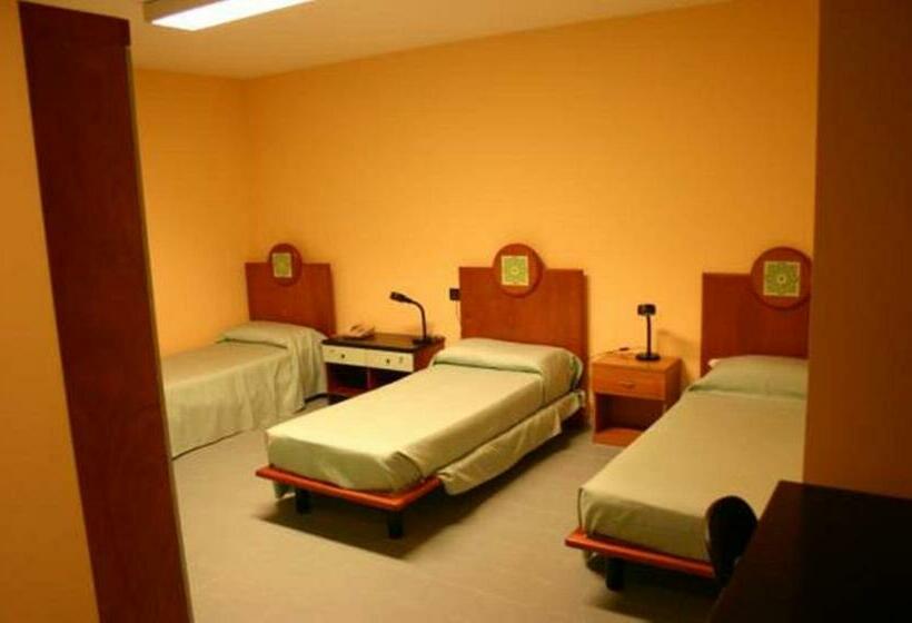 Трежместный Номер Economy, Albergo Athenaeum