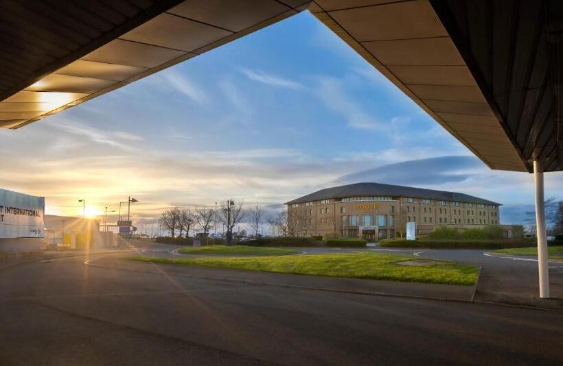Номер Стандарт, Maldron Hotel Belfast International Airport