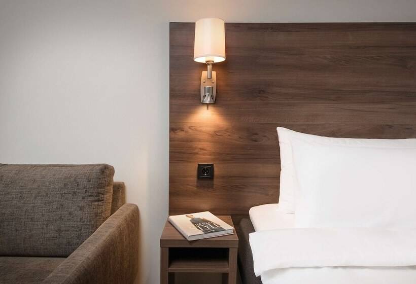 Номер Стандарт, Park Inn By Radisson Oslo Airport Hotel West