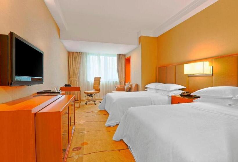 Номер Superior Кровать Кинг, Sheraton Chengdu Lido