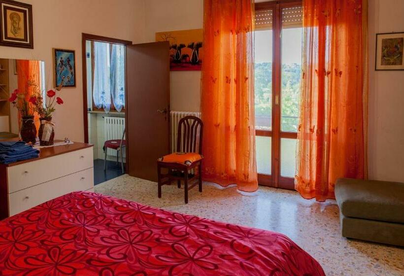 Трехместный Номер Стандарт с Балконом, Agriturismo Artisti Del Cavallo