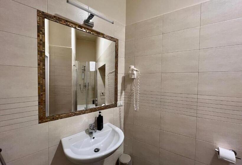 اتاق استاندارد سه نفره, Be Your Home   Guest House Fuori Dal Porto