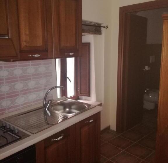 Студия Стандарт, Albergo Diffuso Borgo Dei Greci