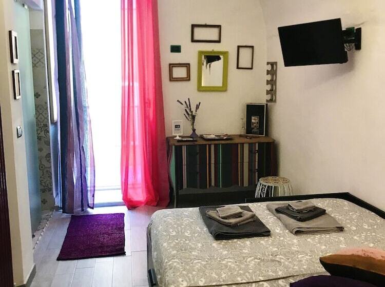 اتاق استاندارد با بالکن, B&b Le Statuine