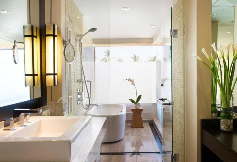 Номер Deluxe с Террасой, The Westin Resort Nusa Dua, Bali
