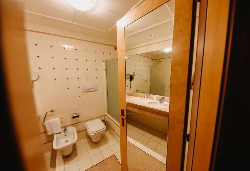 اتاق استاندارد, Shg Hotel Antonella