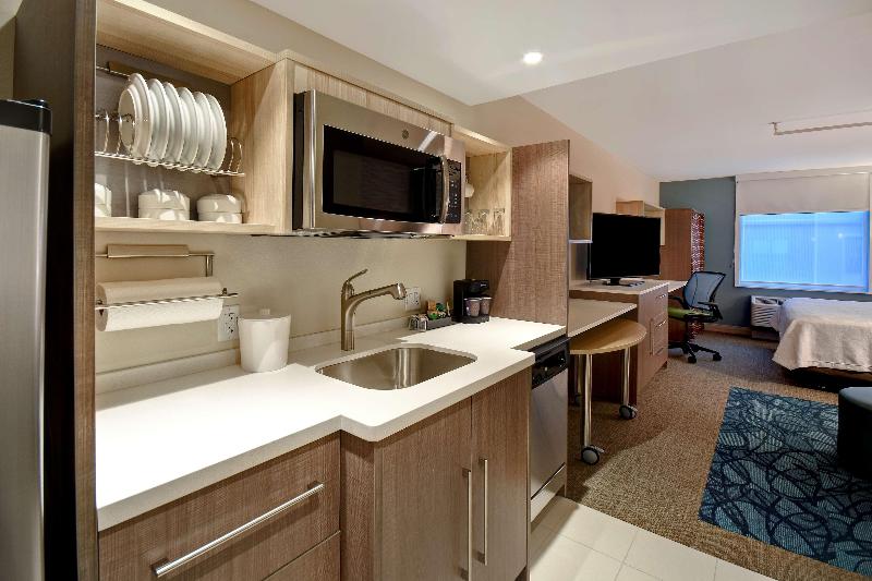 Люкс Кровать Кинг, Home2 Suites By Hilton Boston South Bay