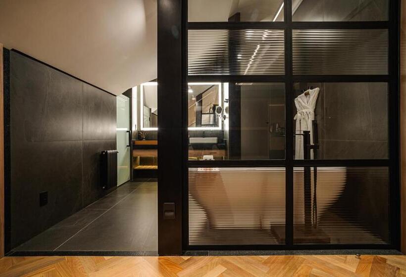 Suite, Bavaria Sport