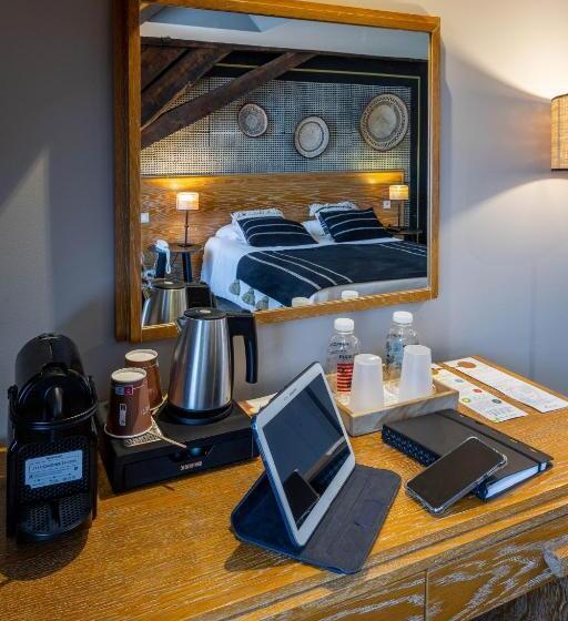 Классический Номер, Garrigae Manoir De Beauvoir Poitiers Sud   Hotel & Spa