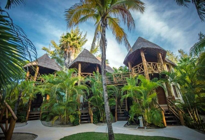 Standard-huone Puutarhanäkymä, Mahekal Beach Front Resort & Spa