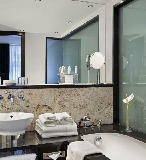 اتاق سوپریور یک تخته, Metropolitan Hotel By Flemings