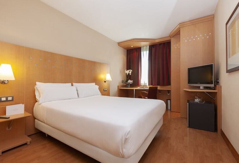 Номер Стандарт Трехместный, Sb Express Madrid Norte