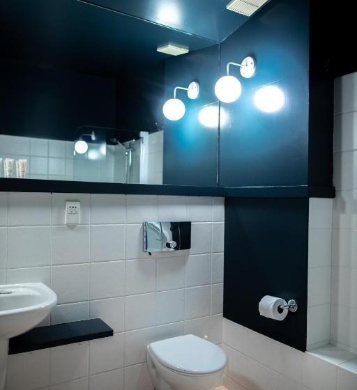 Номер Стандарт, The Central Private Hotel By Naumi Hotels