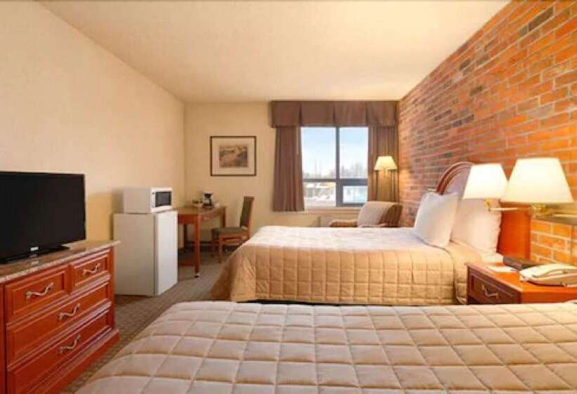 스탠다드 룸 더블 침대 2개, Travelodge By Wyndham North Bay Lakeshore
