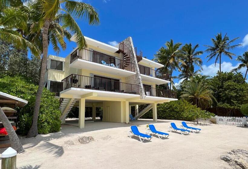 וילה בת 3 חדרי שינה, Pines & Palms Resort