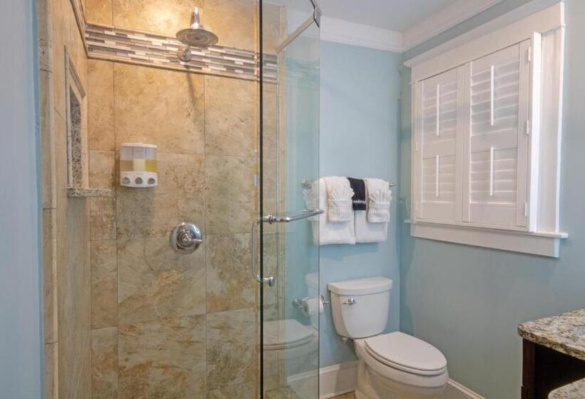 Стандартный Номер Кровать Кинг, Hemingway House Bed And Breakfast