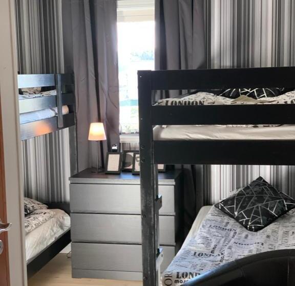 Четырехместный Номер Стандарт, 4hearts B&b