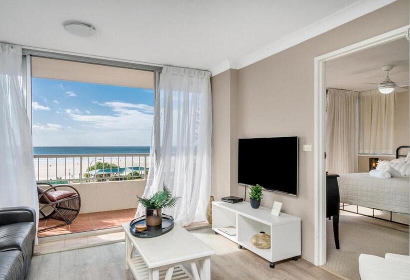 Апартаменты 1 Спальня Вид на Море, Eden Tower Apartments