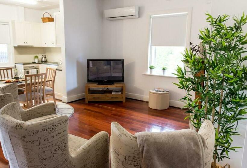 패밀리 룸, Agnes Cottage Bed & Breakfast