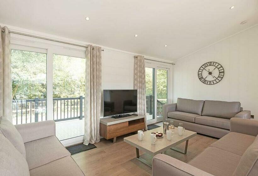 带5个卧室的公寓, Norfolk Woods Resort And Spa