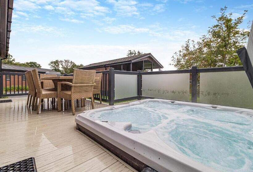 带4个卧室的公寓, Norfolk Woods Resort And Spa