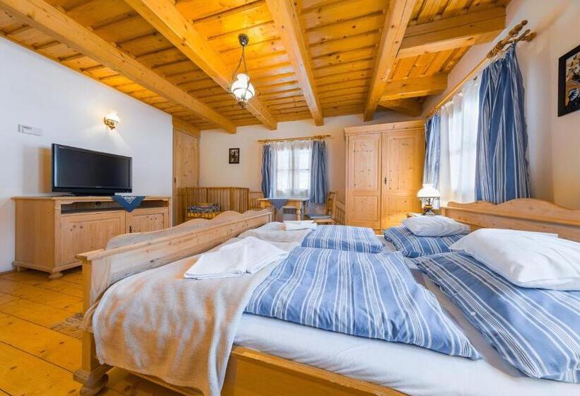 کلبه ییلاقی سوپریور یک خوابه, Valašské Chalupy Resort