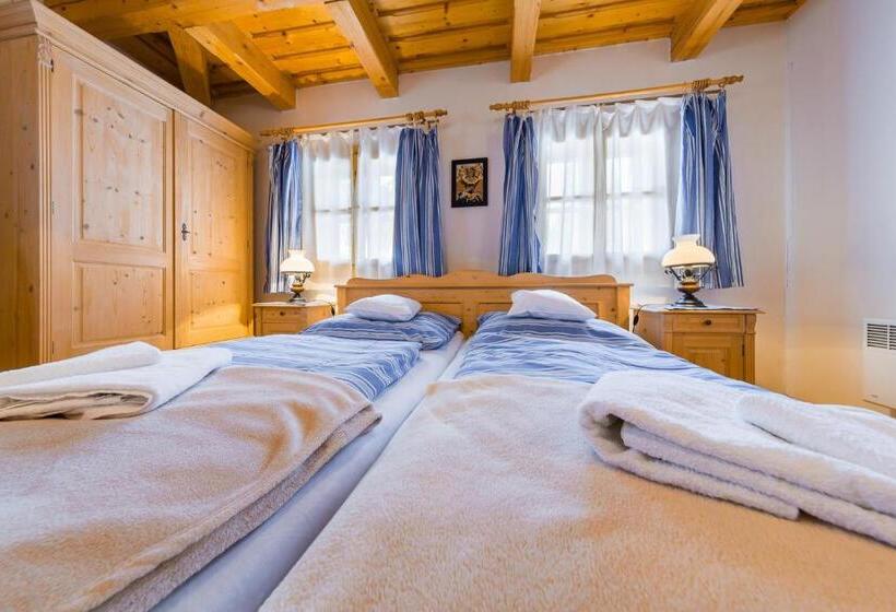 کلبه ییلاقی سوپریور یک خوابه, Valašské Chalupy Resort
