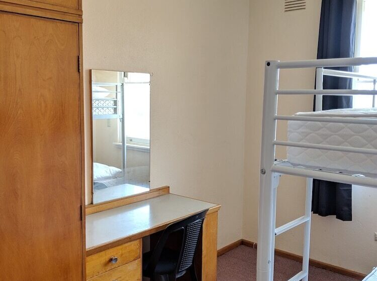 스탠다드 룸 공동 욕실, Young Budget Accommodation   Hostel