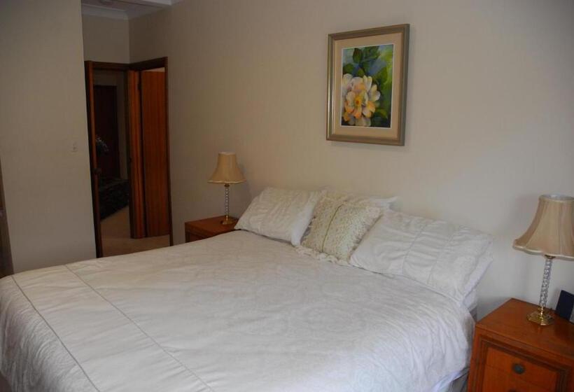 디럭스 스위트 킹 침대, Gaerwood B&b