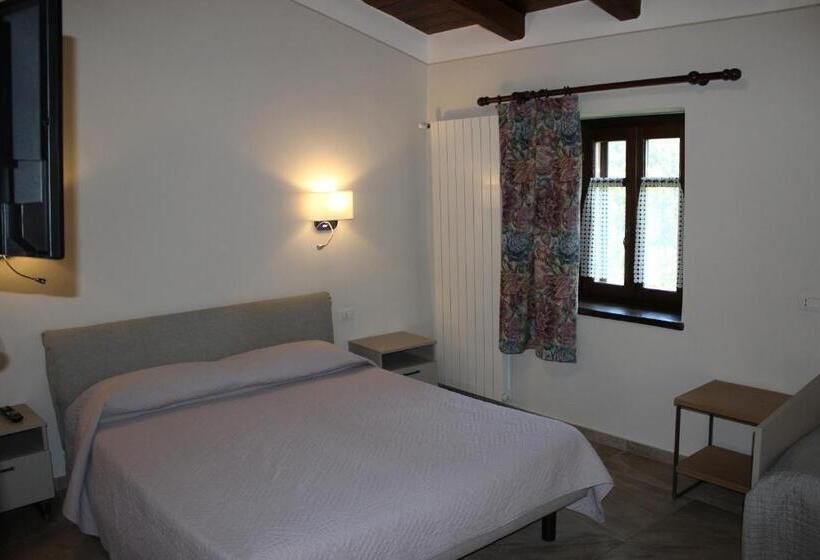 Четырехместный Номер Стандарт, La Botalla Agriturismo