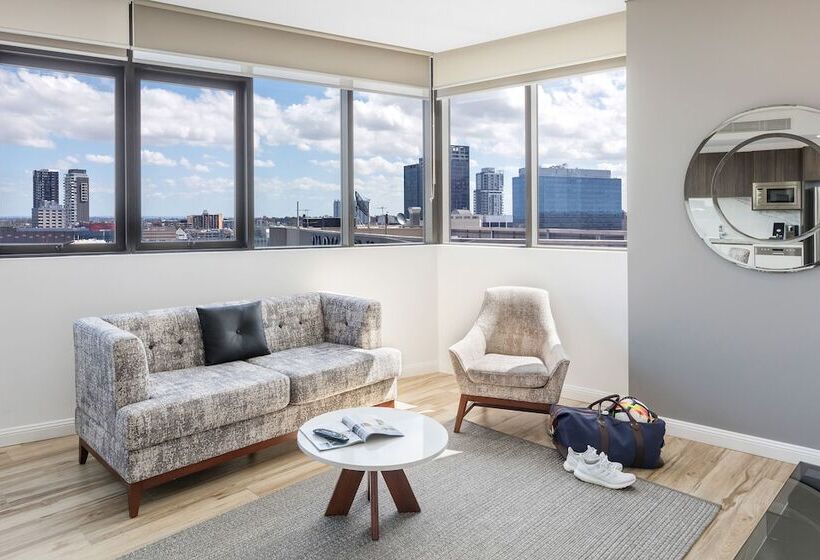 Люкс Повышенной Комфортности, Meriton Suites Church Street, Parramatta