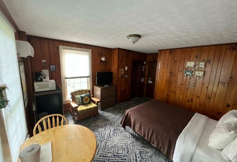 Индивидуальный Номер Interior, Smoky Falls Lodge