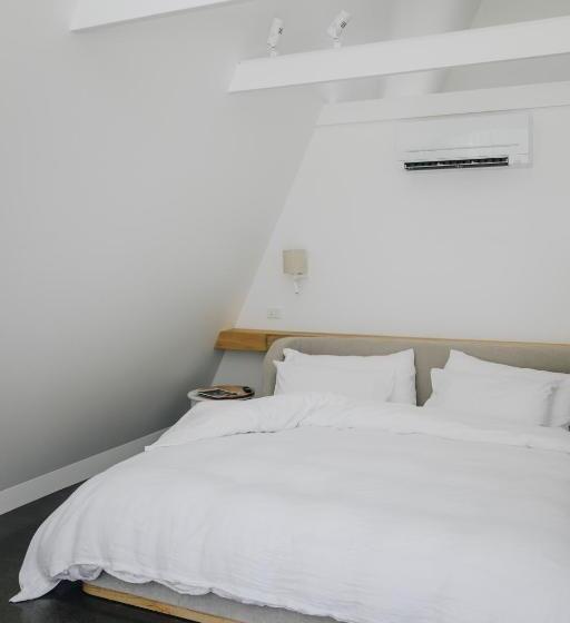 Студия Стандарт, Esperance Chalet Village