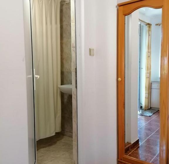 Студия Стандарт, Guest House Sokratovi