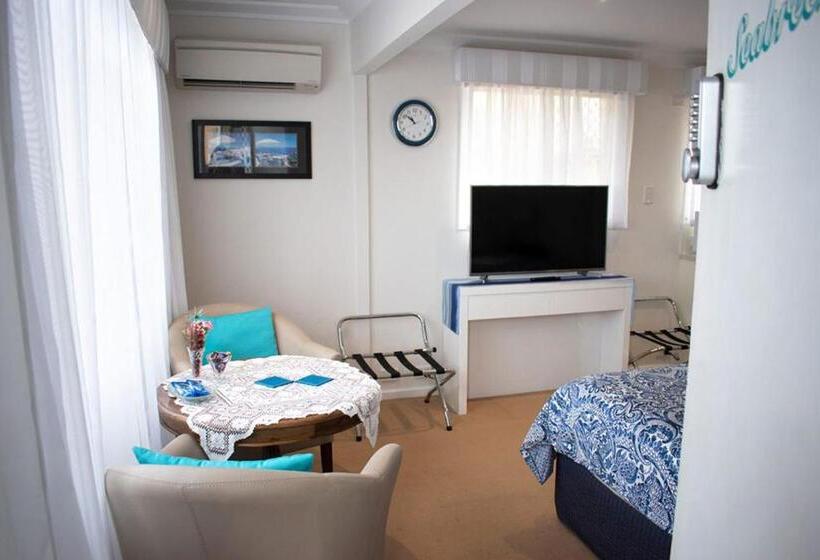 Люкс Deluxe Кровать Кинг, Boathouse Bunbury Bed & Breakfast