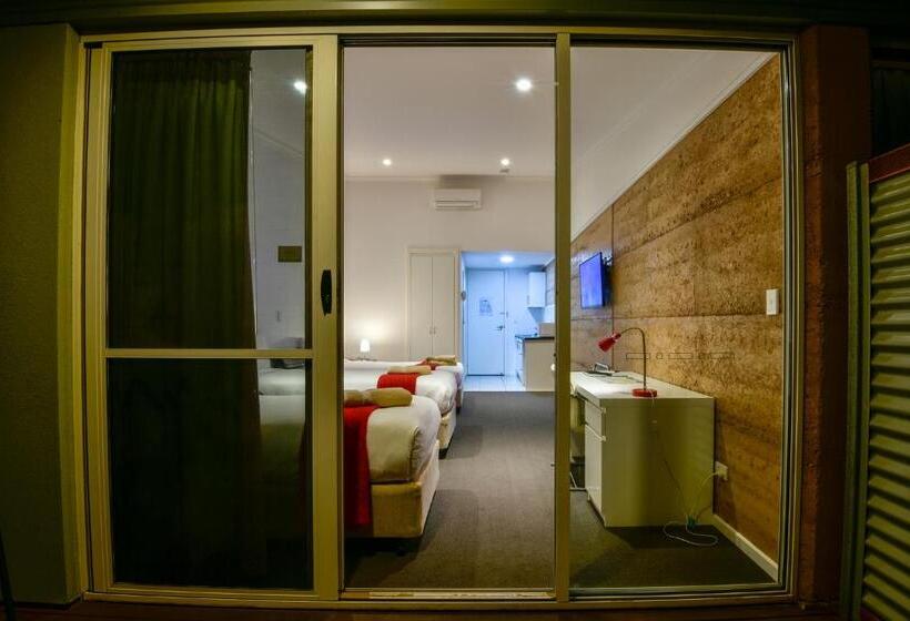 디럭스 룸, Crossroads Ecomotel