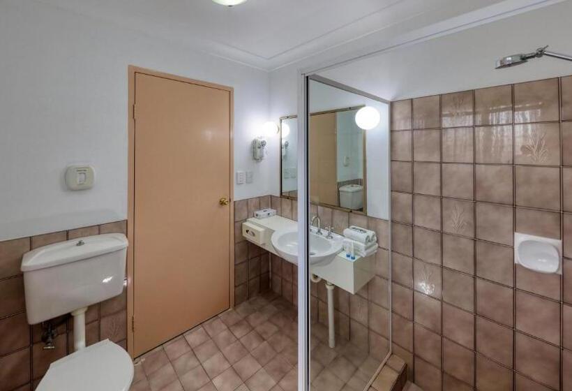 Семейный Номер, Southern Comfort Motor Inn