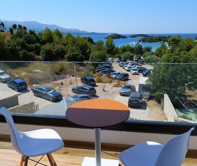 سوییت لوکس, Bora Bora Hotel Ksamil