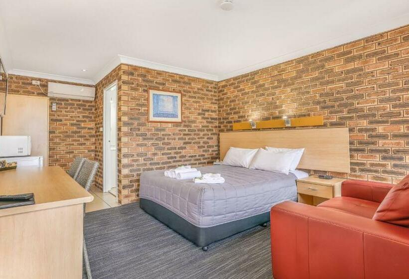 Номер Стандарт, Stagecoach Inn Motel