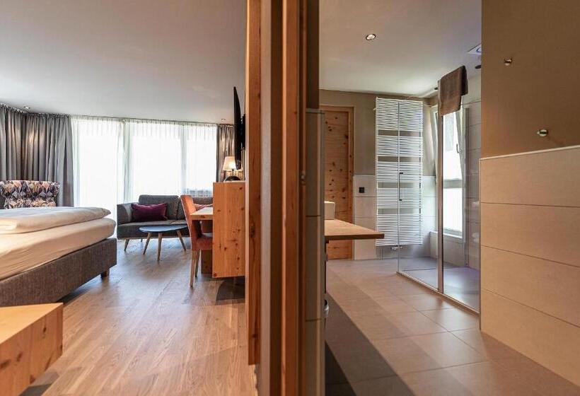 Президентский Люкс, Vitalpina Hotel Waldhof