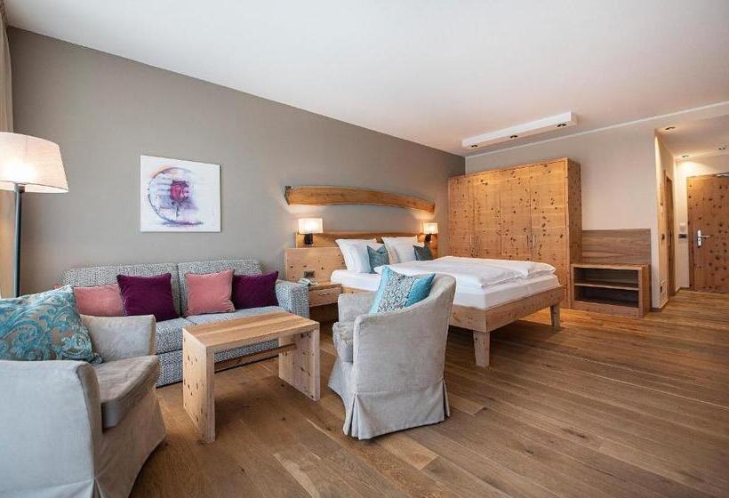 Номер Deluxe с Балконом, Vitalpina Hotel Waldhof