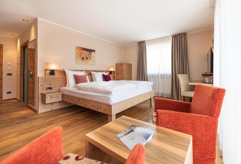 Номер Стандарт с Балконом, Vitalpina Hotel Waldhof