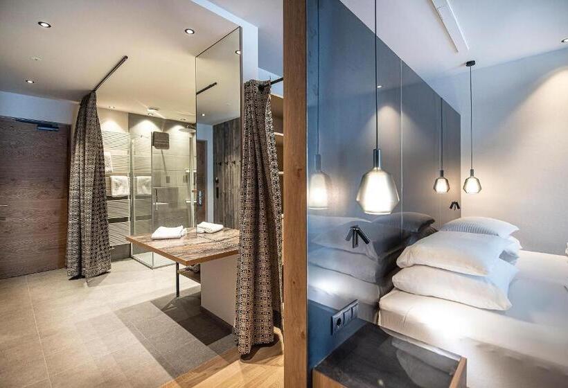 带阳台的豪华间, Vitalpina Hotel Waldhof