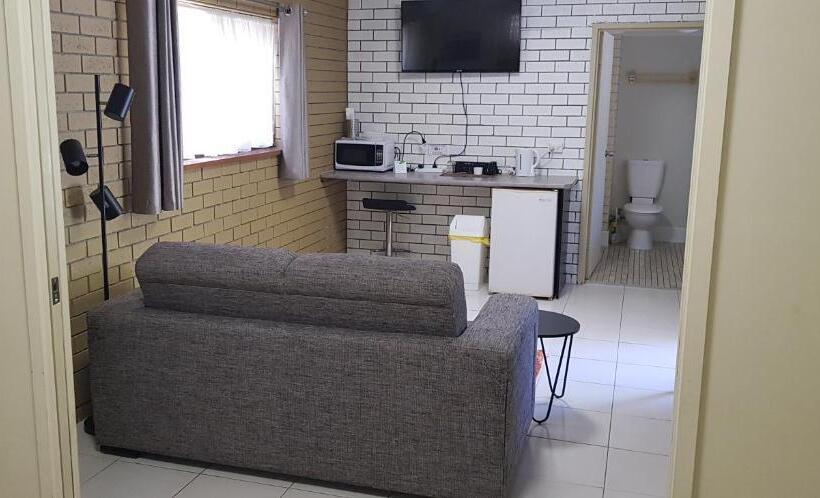 스위트, Gold Coast Airport Motel   Only 300 Meters To Airport Terminal