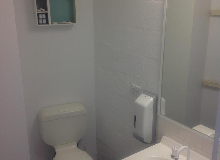 침실 2개 아파트, Motel Farnboro