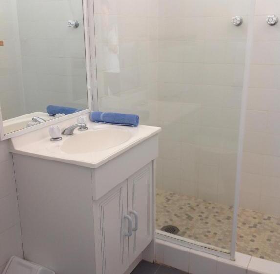 Номер Стандарт, Motel Farnboro