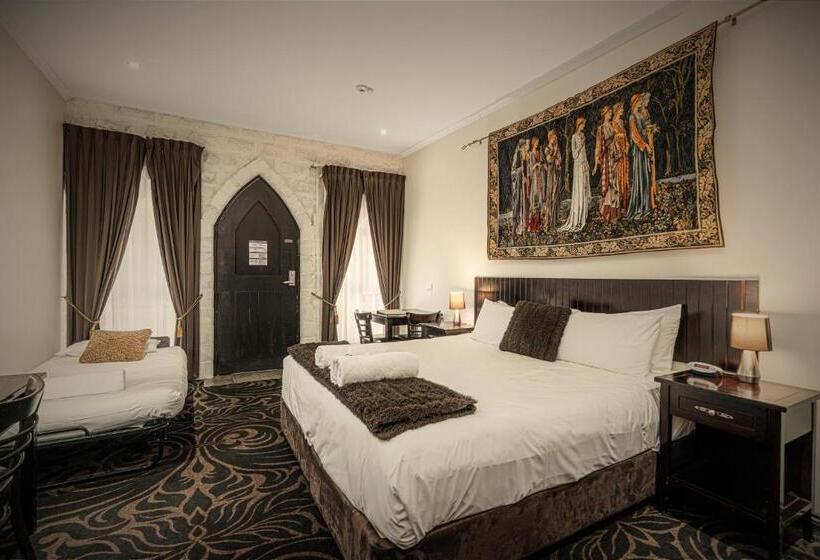 스위트 킹사이즈 침대, Kryal Castle Ballarat