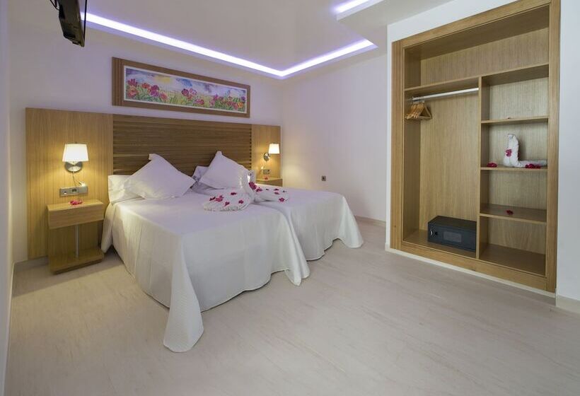 デラックススタジオ, My Way Luxury Ibiza Studio   Ab Group