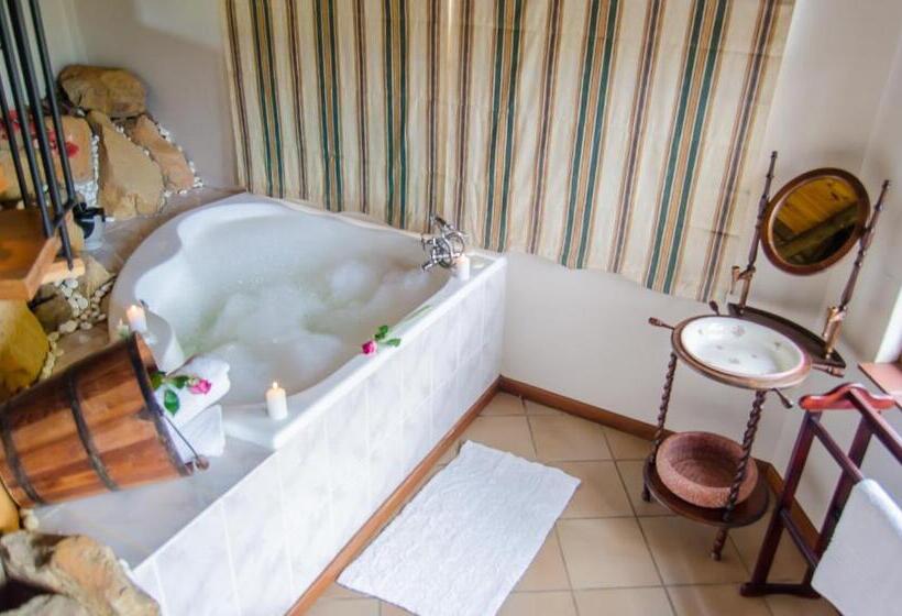 Номер Стандарт, Hawklee Country House