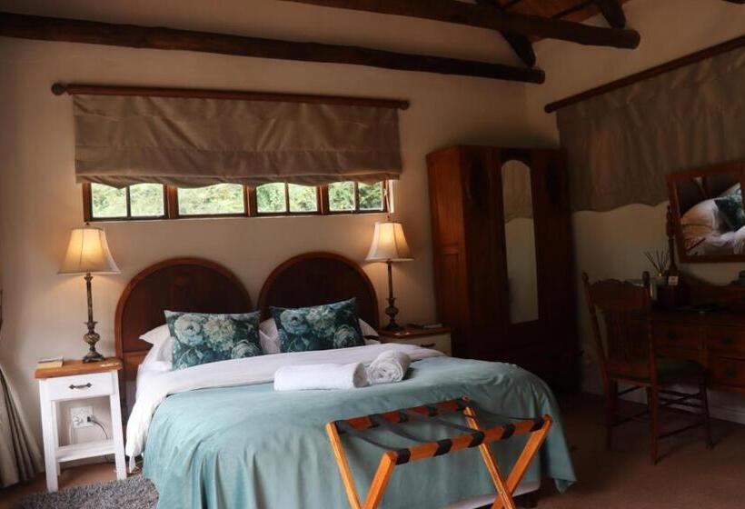 Бунгало Стандарт, Hawklee Country House